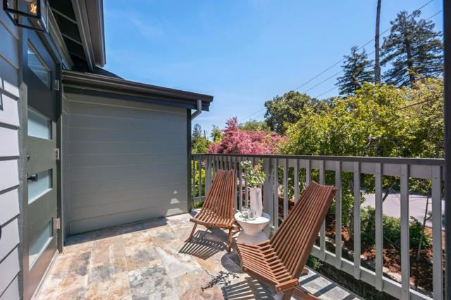 3554 Oak Knoll Drive, Redwood City CA: https://media.crmls.org/mediaz/40ab3647-ccbc-4bfc-9e0a-baf619e4ecac.jpg
