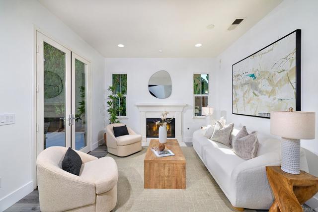 Detail Gallery Image 16 of 42 For 2266 Aventurine Place, Carlsbad,  CA 92009 - 4 Beds | 4 Baths