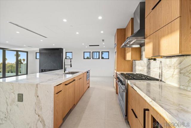 1009 Arcadia Road, Encinitas CA: https://media.crmls.org/mediaz/40ae19d1-67d5-4e4c-aef1-4b66b715d0f4.jpg