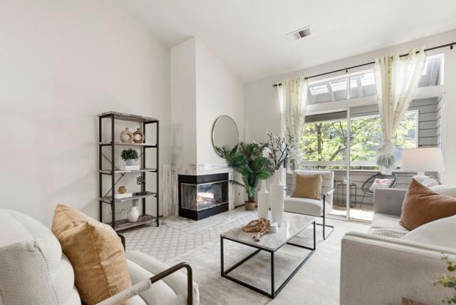 1795 Parkview Green Circle, San Jose CA: https://media.crmls.org/mediaz/40af5971-ba38-4101-b21f-070a5afe14c5.jpg