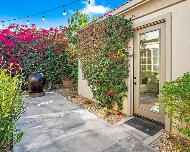 Image 33 of 39 For 79818 Parkway Esplanade