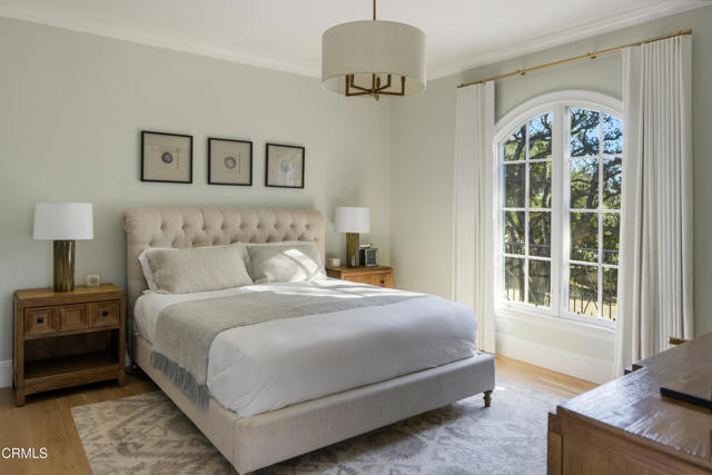 2060 Windover Road, Pasadena CA: https://media.crmls.org/mediaz/40afdee1-d832-4497-b9f9-a35185be7f4d.jpg