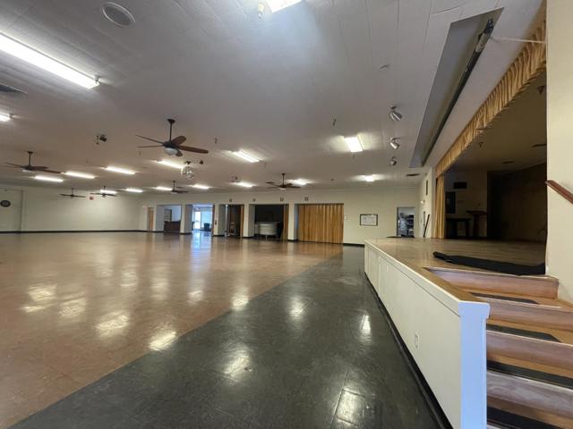 32161 Cody Avenue, Thousand Palms CA: https://media.crmls.org/mediaz/40b050ab-40e9-416a-ab8f-d7687064fdd7.jpg