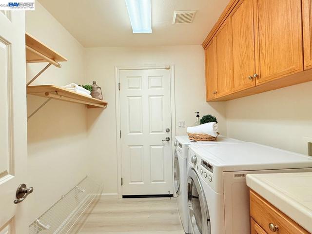 Image 32 of 60 For 3329 Lair Way