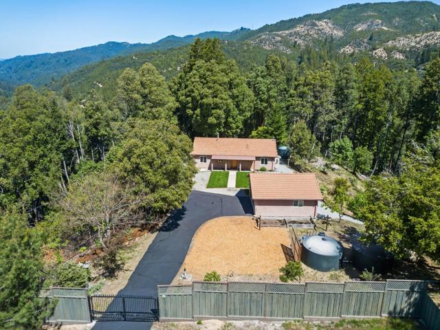 620 Ormsby Cutoff, Corralitos CA: https://media.crmls.org/mediaz/40b28a29-b597-4cc5-b523-e600abaf1406.jpg