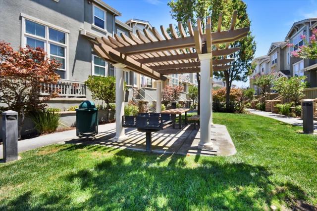 18437 Opal Lane, Morgan Hill CA: https://media.crmls.org/mediaz/40b2b5e4-0301-4f9a-b930-eca90af2c15f.jpg
