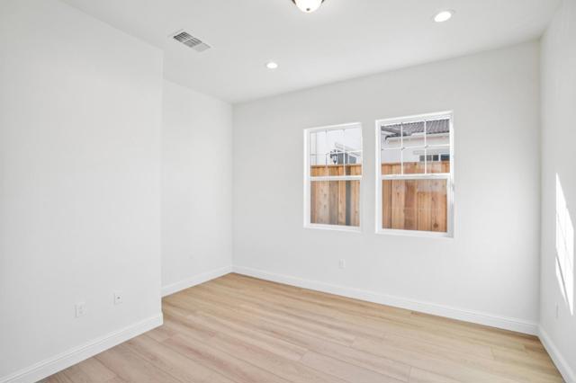 607 Santa Ynez Way, Marina CA: https://media.crmls.org/mediaz/40b2f80a-643b-4c61-b51f-68bc0c8dc4e1.jpg