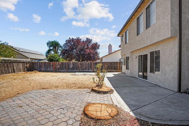1622 Fir Drive, Los Banos CA: https://media.crmls.org/mediaz/40b30827-9092-4f76-af1c-b122ac93d35f.jpg