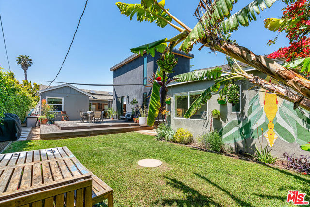3756 Wade Street, Los Angeles CA: https://media.crmls.org/mediaz/40b57a0a-2cd9-4fef-85e7-dedc9f58d59d.jpg