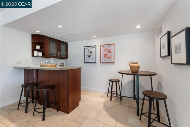 2787 Morgan Dr, San Ramon CA: https://media.crmls.org/mediaz/40b5a5f3-fec1-4dcf-8648-d47d6938e456.jpg