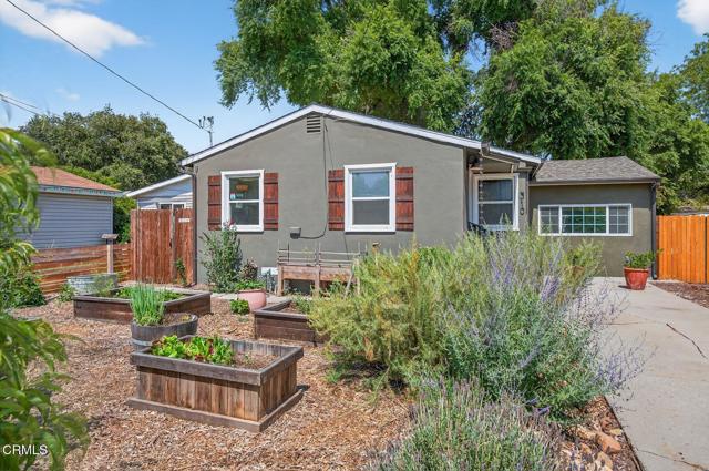 310 N Fulton Street, Ojai CA: https://media.crmls.org/mediaz/40b6086e-4d49-4ed4-a6ab-c1f2fa91358b.jpg