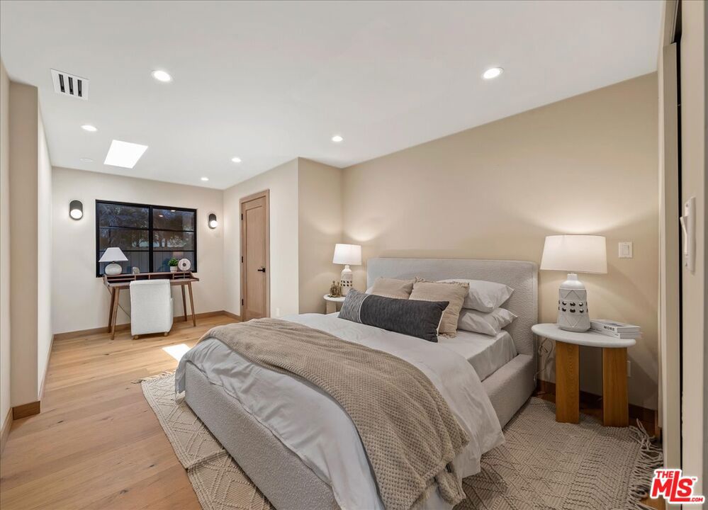 14537 Hesby StreetSherman Oaks img 36