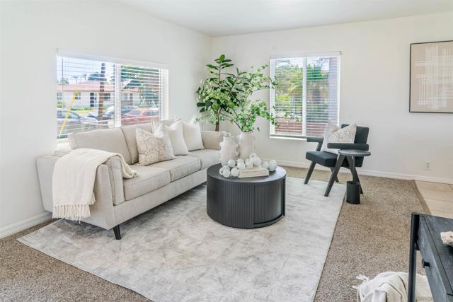 260 E St, Chula Vista CA: https://media.crmls.org/mediaz/40b6772f-77f7-4acb-a8c3-5c0d08e0f318.jpg