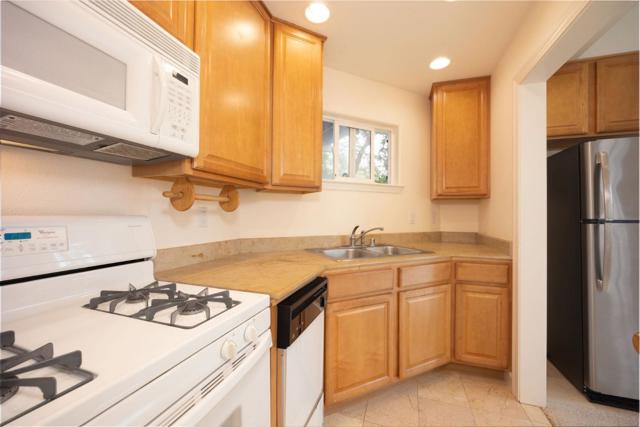 590 Miramar Drive, Half Moon Bay CA: https://media.crmls.org/mediaz/40b6a096-f859-4d52-8e7d-f9dba8b9bd83.jpg