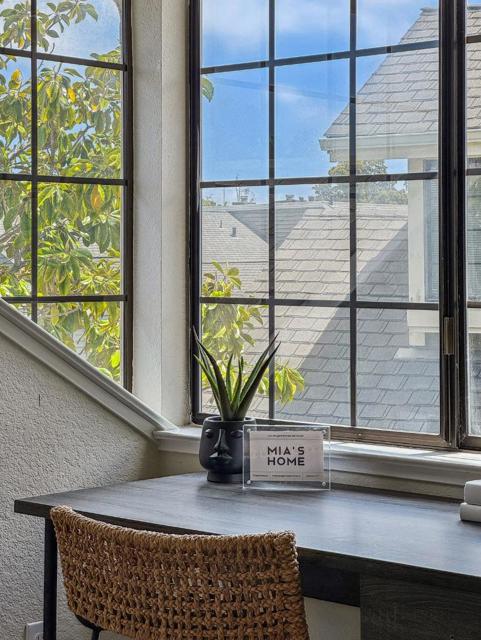 122 Purcell Drive, Alameda CA: https://media.crmls.org/mediaz/40b84008-7b87-4d88-bffb-8c8de9221ea4.jpg