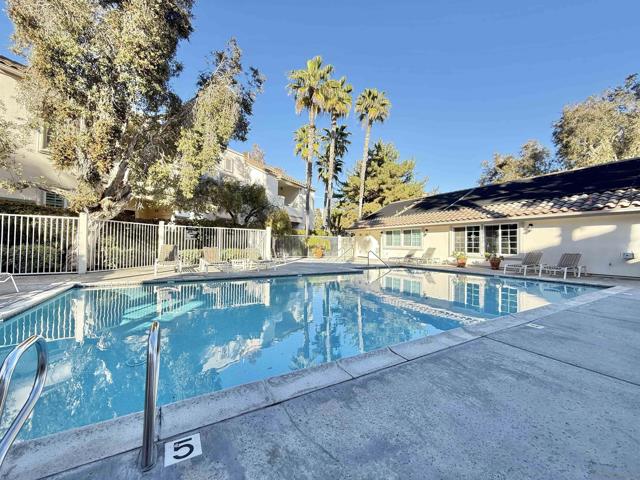 3606 Bernwood Pl, San Diego, California 92130, 2 Bedrooms Bedrooms, ,2 BathroomsBathrooms,Condominium,For Sale,Bernwood Pl,250020974SD