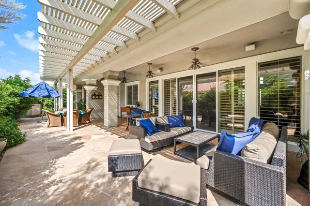 78467 Sterling Lane, Palm Desert CA: https://media.crmls.org/mediaz/40bb18dc-fc6f-4a73-8f58-7d5b6194ed90.jpg
