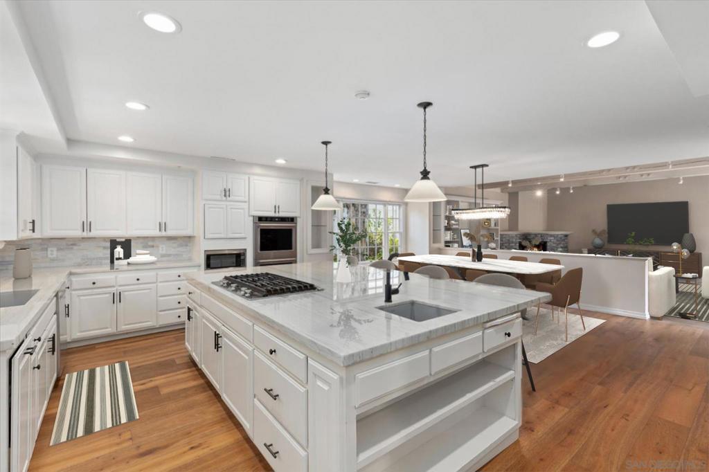 MLS #250037042SD image #11