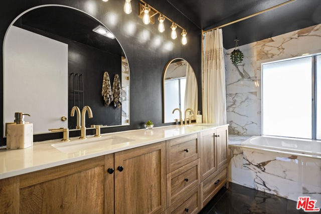 5245 Coldwater Canyon Avenue, Sherman Oaks CA: https://media.crmls.org/mediaz/40be029f-ebbf-4d13-bfd3-ab833a7a3a03.jpg