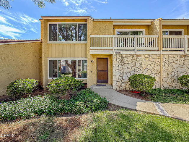 Detail Gallery Image 4 of 49 For 15076 Varsity St a,  Moorpark,  CA 93021 - 3 Beds | 2 Baths
