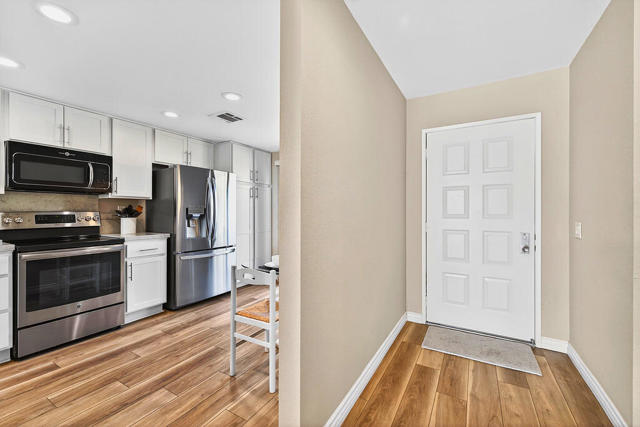 76205 Impatiens Circle, Palm Desert CA: https://media.crmls.org/mediaz/40be8203-8f6e-4e32-b4d4-08b6e43dfef4.jpg