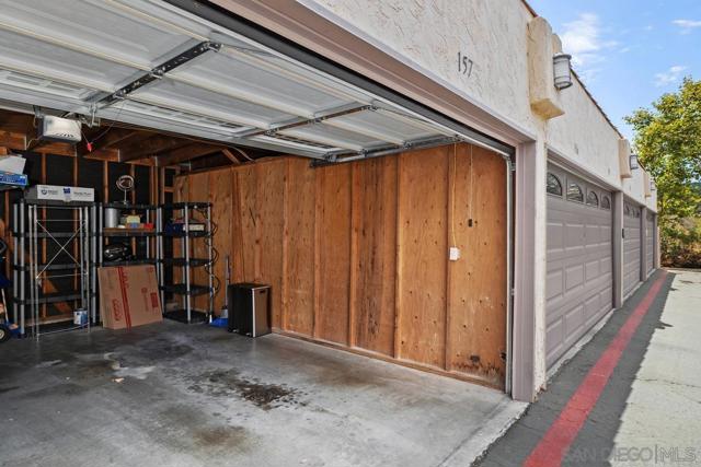 7190 Shoreline Dr, San Diego CA: https://media.crmls.org/mediaz/40bf2fad-0fcf-4175-b754-15cf31a0756f.jpg