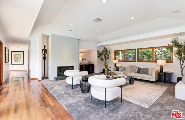 4463 Bergamo Drive photo 5