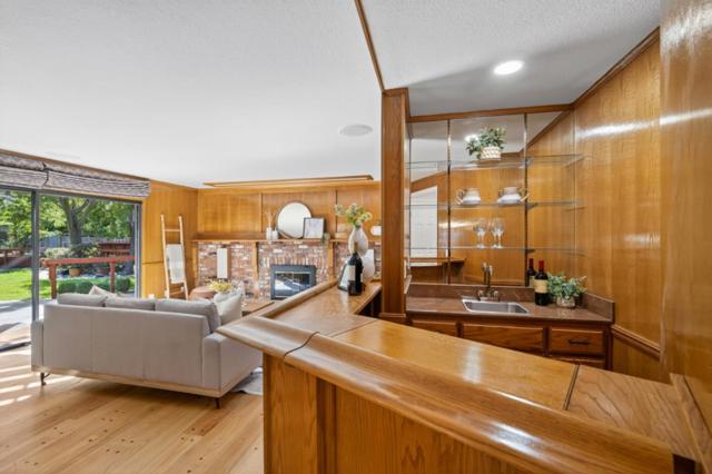 1120 Valley Quail Circle, San Jose CA: https://media.crmls.org/mediaz/40c0eb39-f5da-40cb-a24a-31f5e6d851f1.jpg