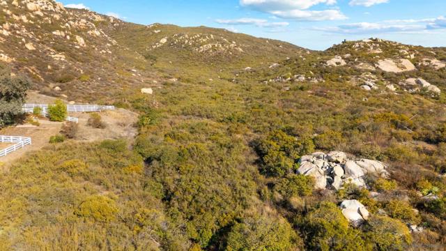 87 Presilla Dr, Jamul CA: https://media.crmls.org/mediaz/40c1d25f-849a-44ec-8300-b7943b1e4a30.jpg