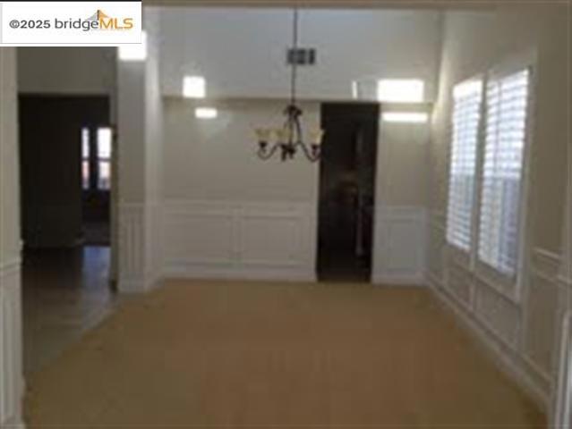 86 BOTTLEBRUSH CT, Oakley CA: https://media.crmls.org/mediaz/40c27a99-ae23-4499-a29f-7af7c1947552.jpg