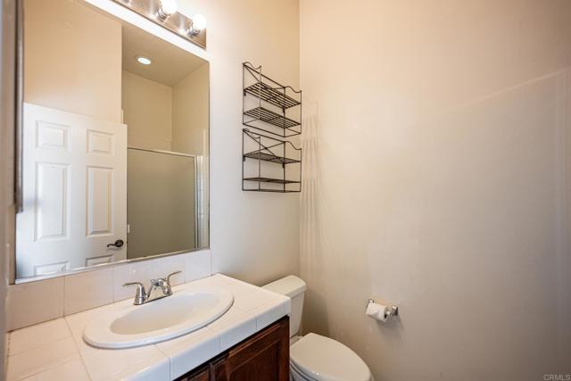 387 MELBOURNE GLN, Escondido CA: https://media.crmls.org/mediaz/40c39952-8571-41e0-95c6-5535215df19b.jpg