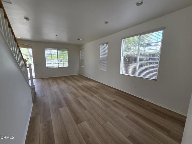 Detail Gallery Image 6 of 36 For 686 Morado Pl, Oxnard,  CA 93030 - 3 Beds | 2/1 Baths