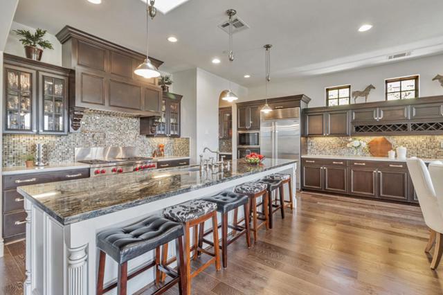7 Stonebrae Road, Hayward CA: https://media.crmls.org/mediaz/40c4b0af-452d-40c9-84ec-2a73a3efd808.jpg