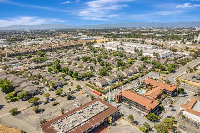 303 Junipero Drive, Milpitas CA: https://media.crmls.org/mediaz/40c4f1f4-44fb-4b3c-ae04-5d507cd67578.jpg