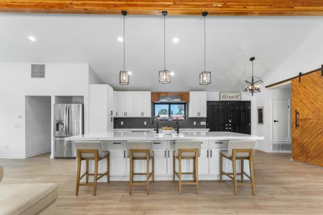 Image 3 of 68 For 72915 Deer Grass Drive