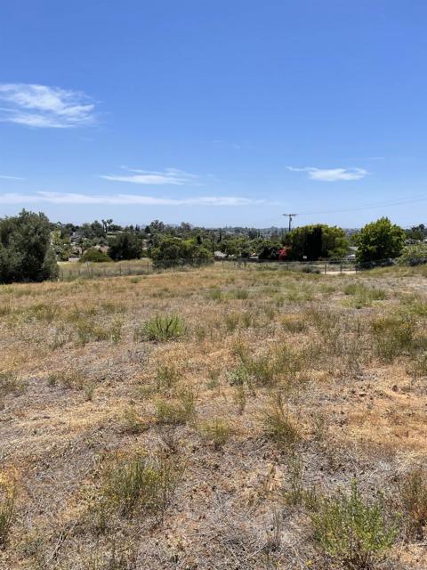 0 Knoll Park Ln, Fallbrook CA: https://media.crmls.org/mediaz/40c56cf1-d951-4e66-a8e0-159eb068cbef.jpg
