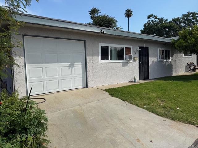 250 E 14th Avenue, Escondido CA: https://media.crmls.org/mediaz/40c5f793-3b98-4dc0-9908-d88cece60bf1.jpg