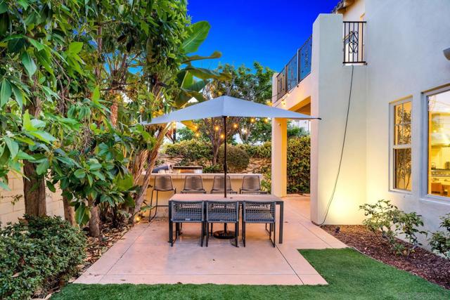 13459 Ginger Glen Dr, San Diego CA: https://media.crmls.org/mediaz/40c63eb0-b8d1-4695-b132-310ced191d47.jpg