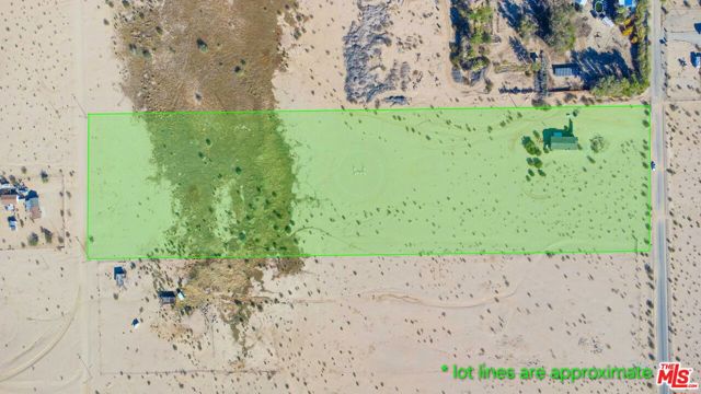 3838 Indian Cove Road,  CA: https://media.crmls.org/mediaz/40c6efb8-ef13-4b9c-a1ad-a9ba808cb073.jpg