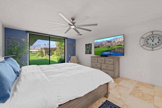 12 Whittier Court, Rancho Mirage CA: https://media.crmls.org/mediaz/40c7c17e-b600-48ff-9f4c-6ef993c65305.jpg