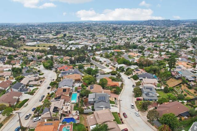 8007 Wetherly St, La Mesa CA: https://media.crmls.org/mediaz/40c83ec9-2959-49fc-aa32-9e0da6877d18.jpg