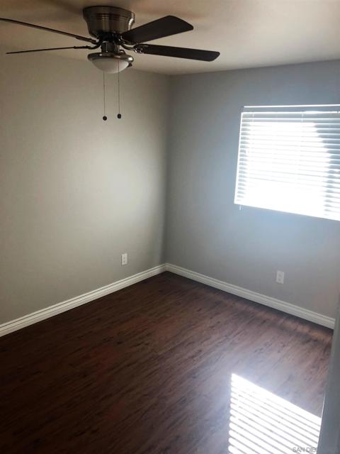 6140 6142 Horton Drive, La Mesa CA: https://media.crmls.org/mediaz/40c88c10-2bac-4831-a710-ce8ffae1accf.jpg
