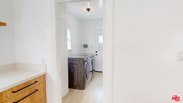 2032 W 80th Street, Los Angeles CA: https://media.crmls.org/mediaz/40c95a35-afe0-4b0a-b868-b5112f0b4d90.jpg