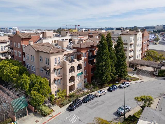 88 S Broadway, Millbrae CA: https://media.crmls.org/mediaz/40c966e5-5753-4775-b722-8ee75425ff44.jpg