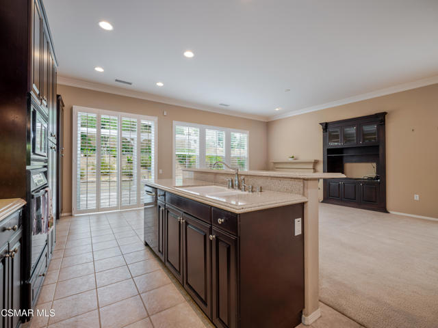 23752 Noble Fir Court, Valencia CA: https://media.crmls.org/mediaz/40c9ac08-1818-499f-b5b0-1ba385d2a27e.jpg