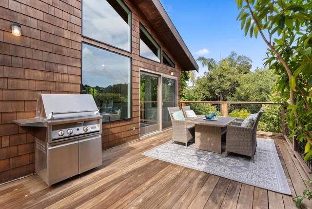 162 Madera Avenue, San Carlos CA: https://media.crmls.org/mediaz/40ca55ad-7371-4a73-9114-f9724cf43619.jpg