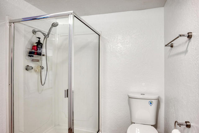 400 N Sunrise Way, Palm Springs CA: https://media.crmls.org/mediaz/40cbc79a-1927-482f-b50d-29066f625dd3.jpg