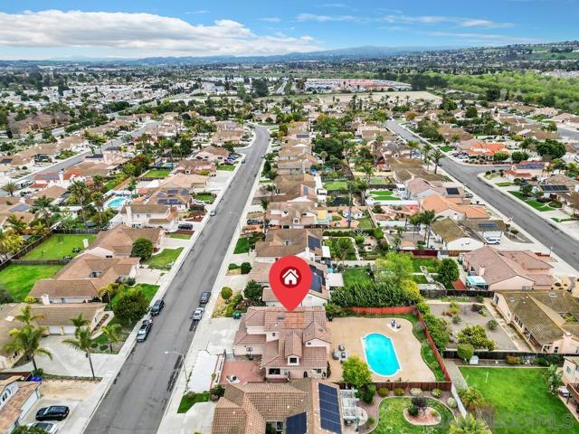 53 Avenida Descanso, Oceanside CA: https://media.crmls.org/mediaz/40cd0232-1b87-4d89-88f7-1c996af96547.jpg