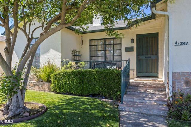 247 Douglas Avenue, Oxnard CA: https://media.crmls.org/mediaz/40ce8060-e08d-4e1b-81de-9ab0a3df6e94.jpg
