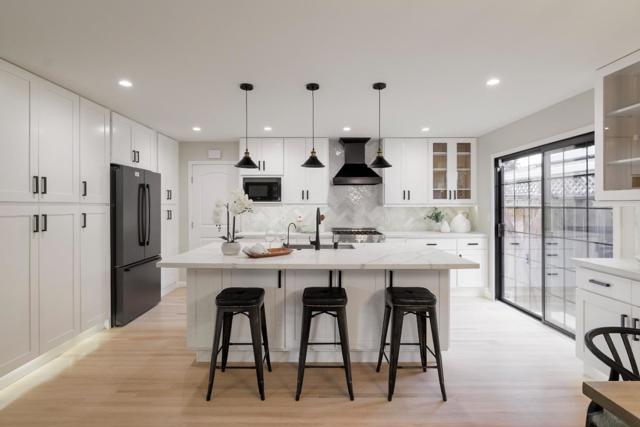 2627 Hampton Avenue, Redwood City CA: https://media.crmls.org/mediaz/40cec7a0-a56e-4cfd-ba30-78ffe91614fc.jpg